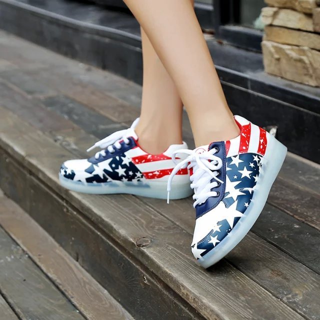 Couple's charging colorful luminous shoes