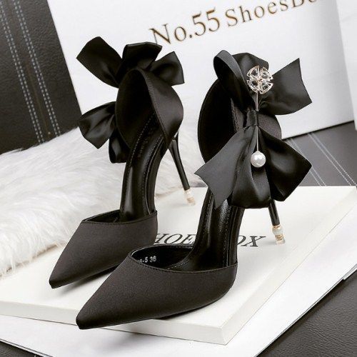 Pointed Toe High Heels with Bow Detail - Classic Stiletto Pumps