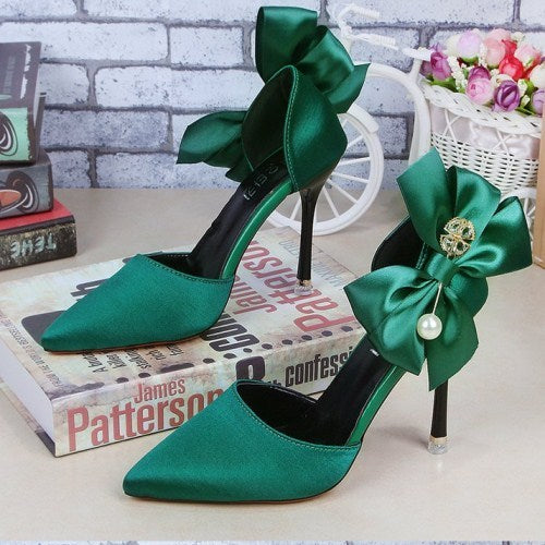 Pointed Toe High Heels with Bow Detail - Classic Stiletto Pumps
