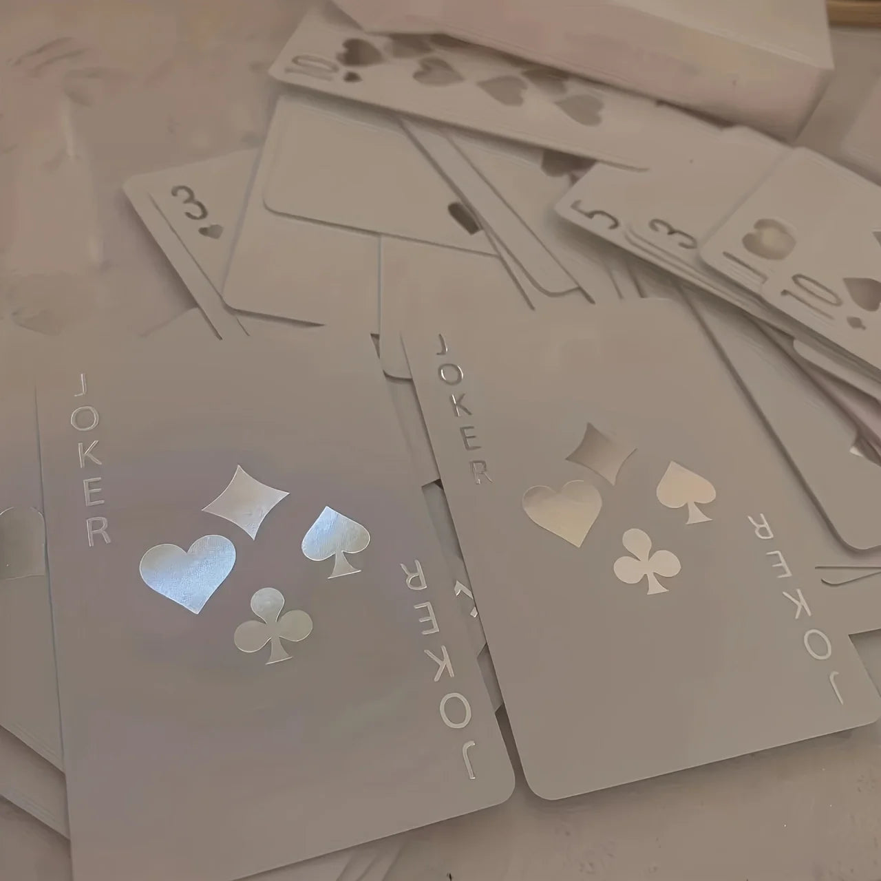Poker cute limited edition luminous playing cards good-looking white rose party dormitory must-have girly heart party toys