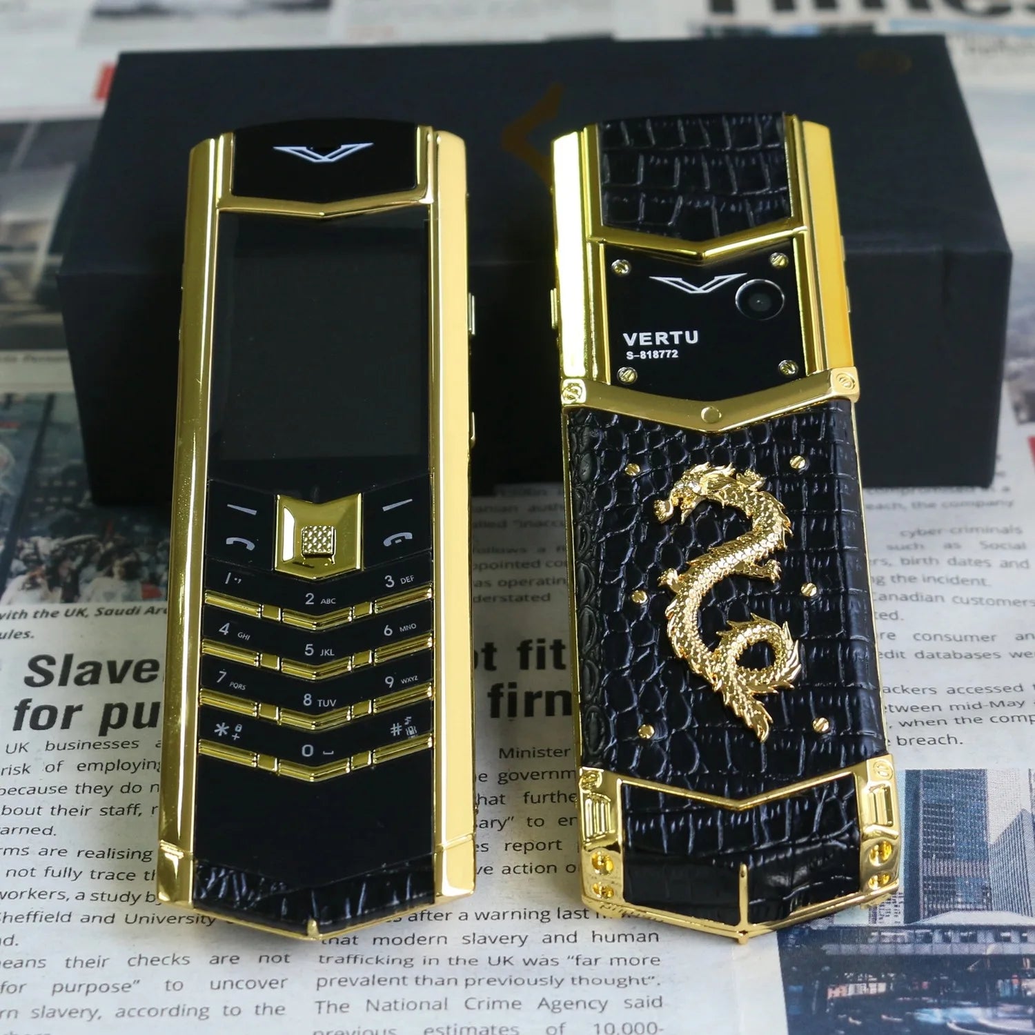 Vertu Elegant Metal Signature Handmade Dragon Cellphone Classic Senior Mobile Phone